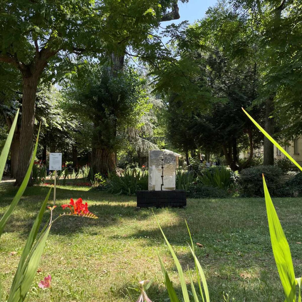 La profondeur ©David Chamalet à l'exposition Jardins intérieurs en juin 2026 - vue d'ensemble